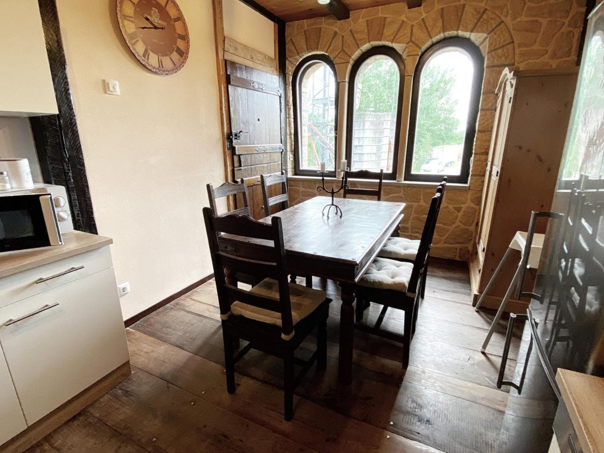 Ferienwohnung Wachstube Mit 3 Schlafraeumen Im Rittergut Leppersdorf Wachau Extérieur photo